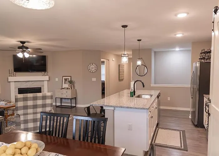 Brand New 3 Bedroom! * Loves Park
